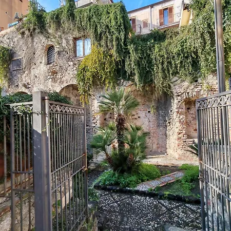 Lägenhet Casa Aragona In The Heart Of